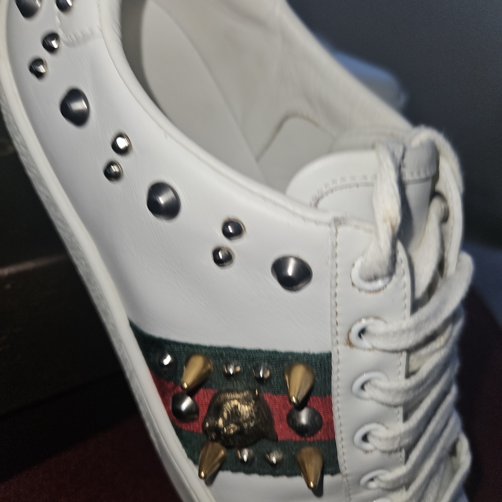 Gucci White Sneakers with Spikes - Picture 12 of 16